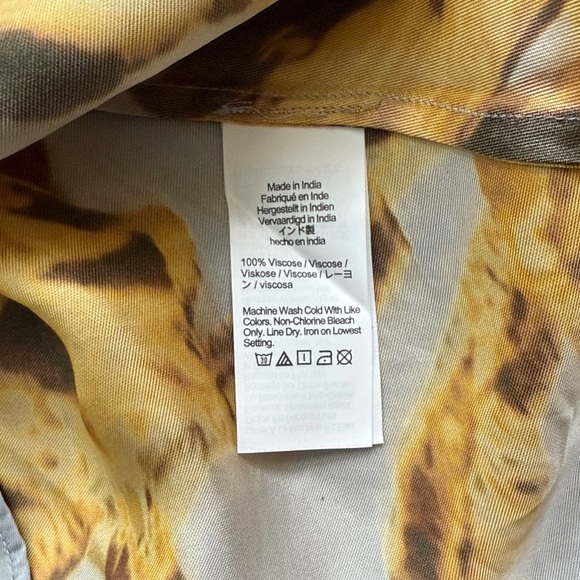 Jcrew Drapey Camisole in Saffron Floral, size small - Picture 7 of 7